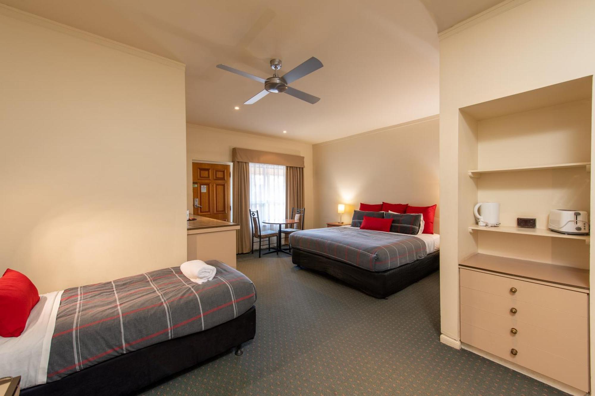 John Pirie Motor Inn Port Pirie Zimmer foto